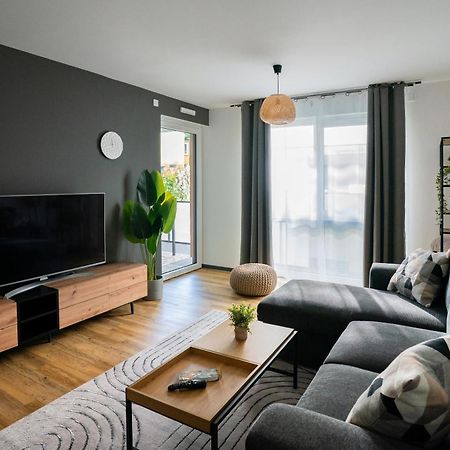 Reitz - Apartment I Zentrale Lage I Stellplatz I 55Qm I 2 Zimmer I Kueche I Bad I Terrasse Bad Hersfeld Dış mekan fotoğraf