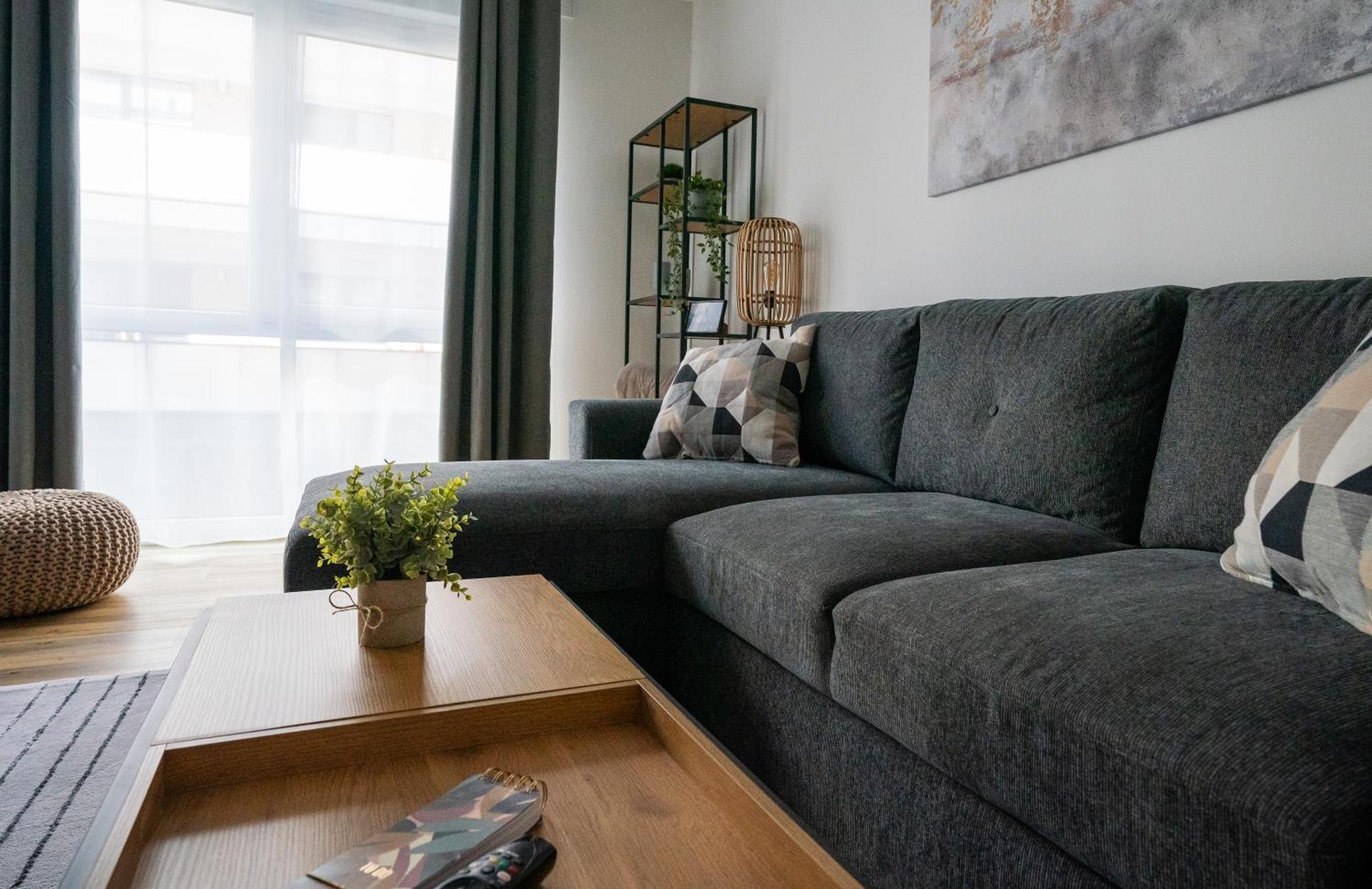 Reitz - Apartment I Zentrale Lage I Stellplatz I 55Qm I 2 Zimmer I Kueche I Bad I Terrasse Bad Hersfeld Dış mekan fotoğraf