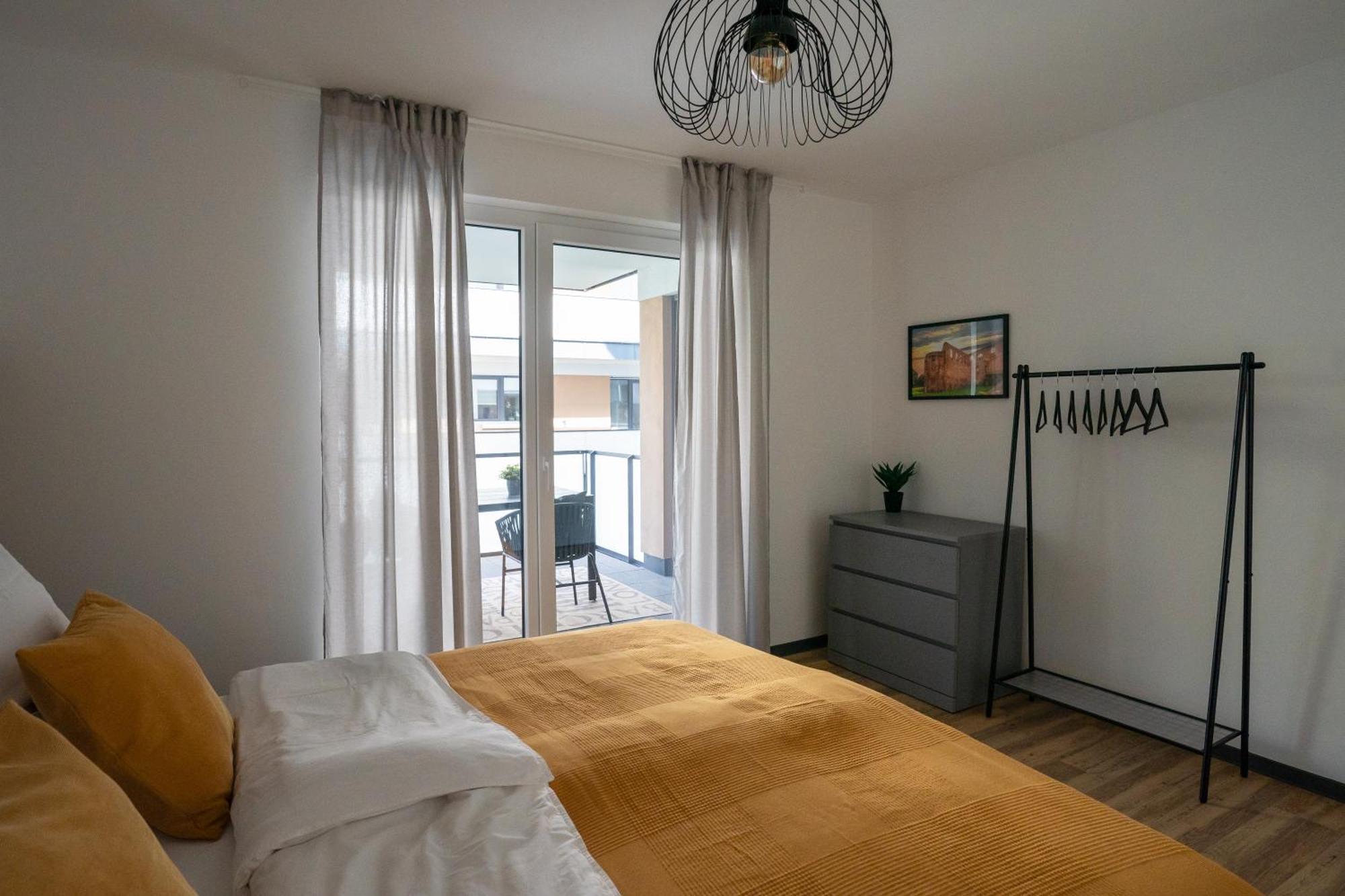 Reitz - Apartment I Zentrale Lage I Stellplatz I 55Qm I 2 Zimmer I Kueche I Bad I Terrasse Bad Hersfeld Dış mekan fotoğraf