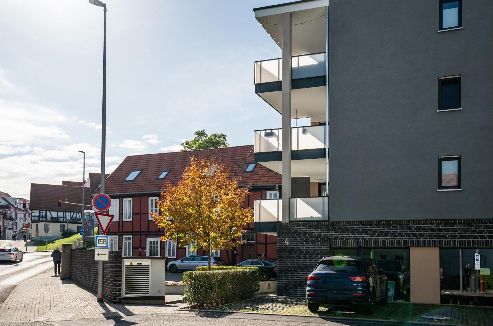 Reitz - Apartment I Zentrale Lage I Stellplatz I 55Qm I 2 Zimmer I Kueche I Bad I Terrasse Bad Hersfeld Dış mekan fotoğraf