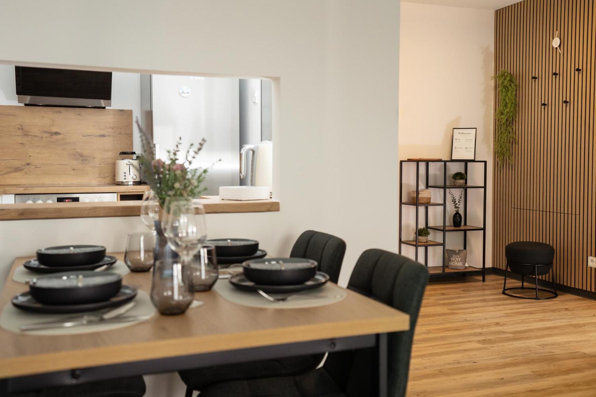 Reitz - Apartment I Zentrale Lage I Stellplatz I 55Qm I 2 Zimmer I Kueche I Bad I Terrasse Bad Hersfeld Dış mekan fotoğraf